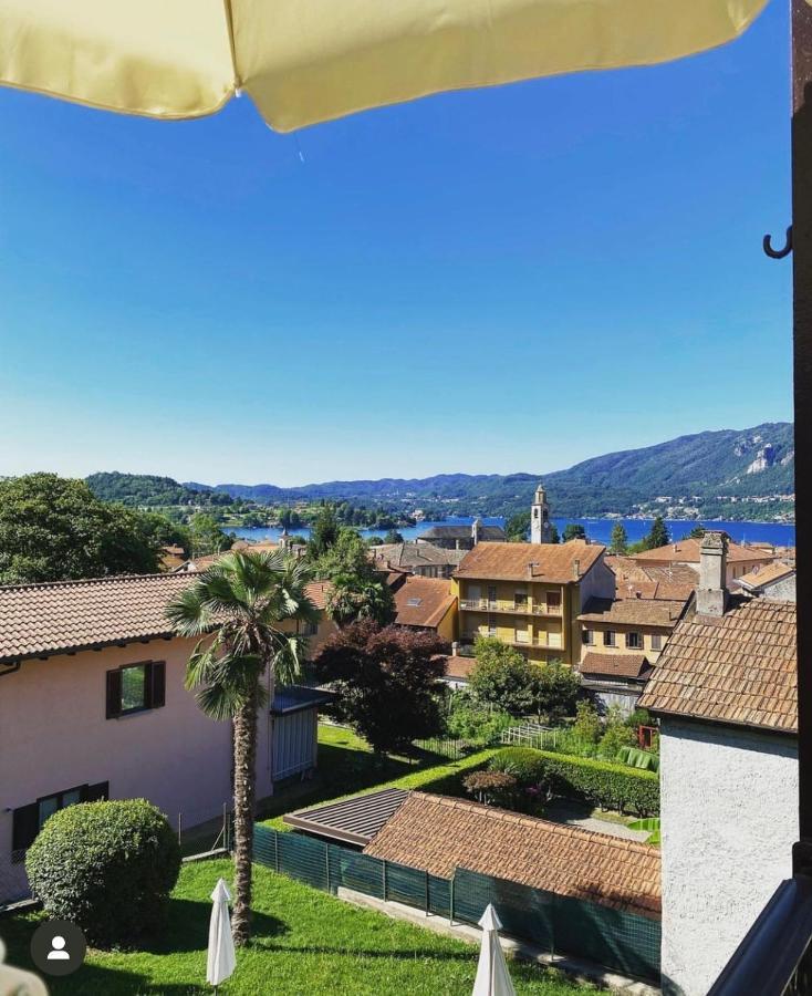 Casa Cesira Appartement Pettenasco Buitenkant foto