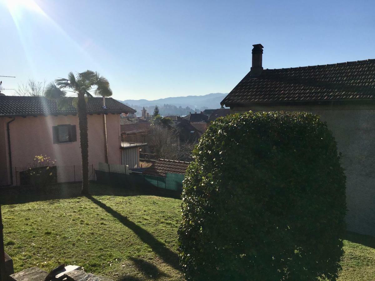 Casa Cesira Appartement Pettenasco Buitenkant foto